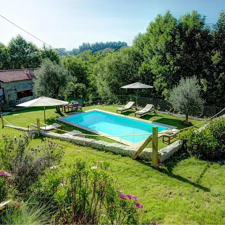 Sleeps 4 Pool Wifi