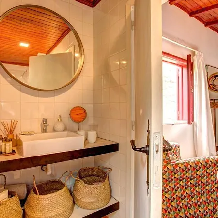 Villa Sleeps 4 Pool Wifi *